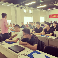 杭州軟件開發(fā)寒暑假學(xué)校推薦與選擇指南